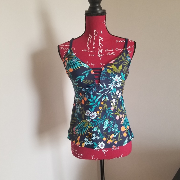 Kona Sol Tankini Top - Picture 2 of 4